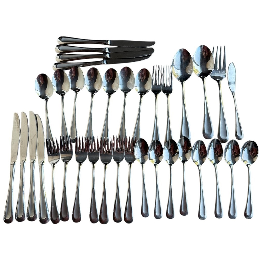 Oneida Satin Sand Dune set of 36 flatware forks knives spoons serve